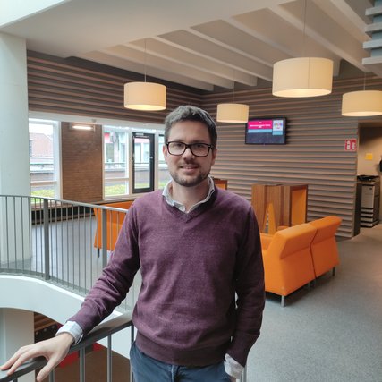 Portrait of researcher Bart Van Parys