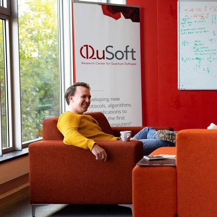 CWI PhD student Jordi Weggemans (A&C) by Ivar Pel (2022).