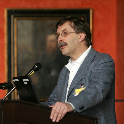 Martin Kersten giving a presentation